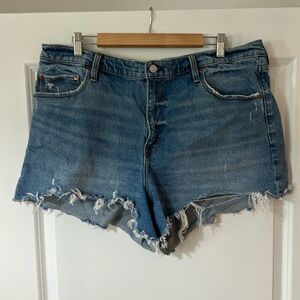 Abercrombie & Fitch 90s Relaxed Cutoff Short High Rise size 34